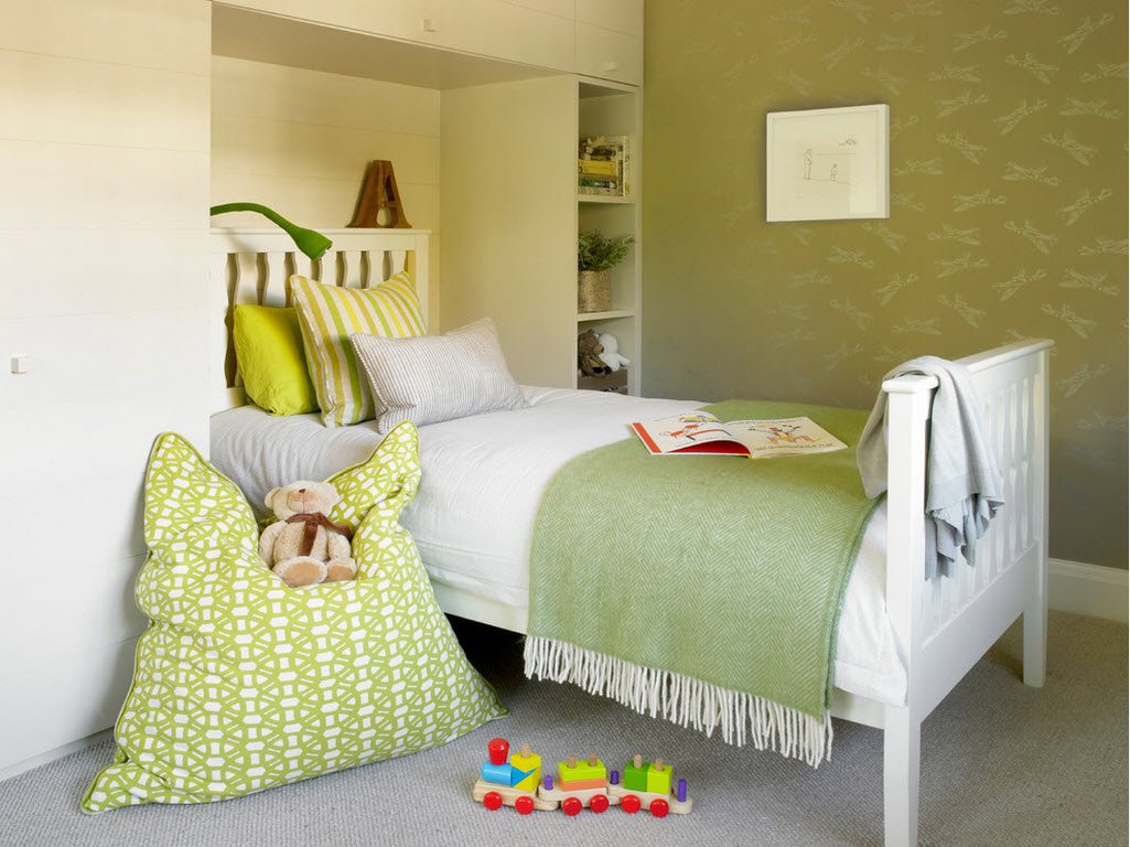 Детская комната в оливковом цвете