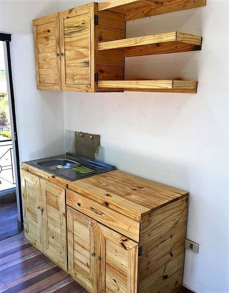 Кухонная мебель из паллет