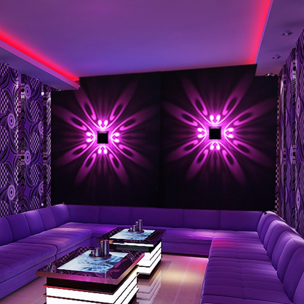 Фиолетовая подсветка в комнату