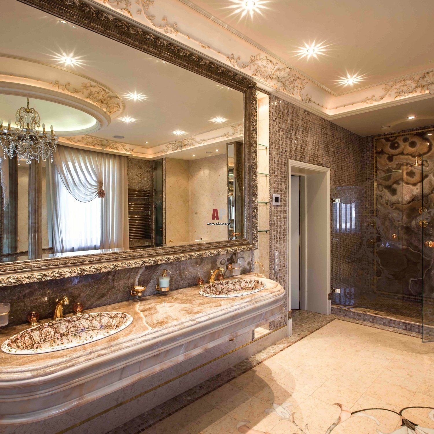 Дорогой ремонт омск. Красивая ванная комната. Роскошные Ванные комнаты. Роскошная ванная комната. Ванная в дворцовом стиле.