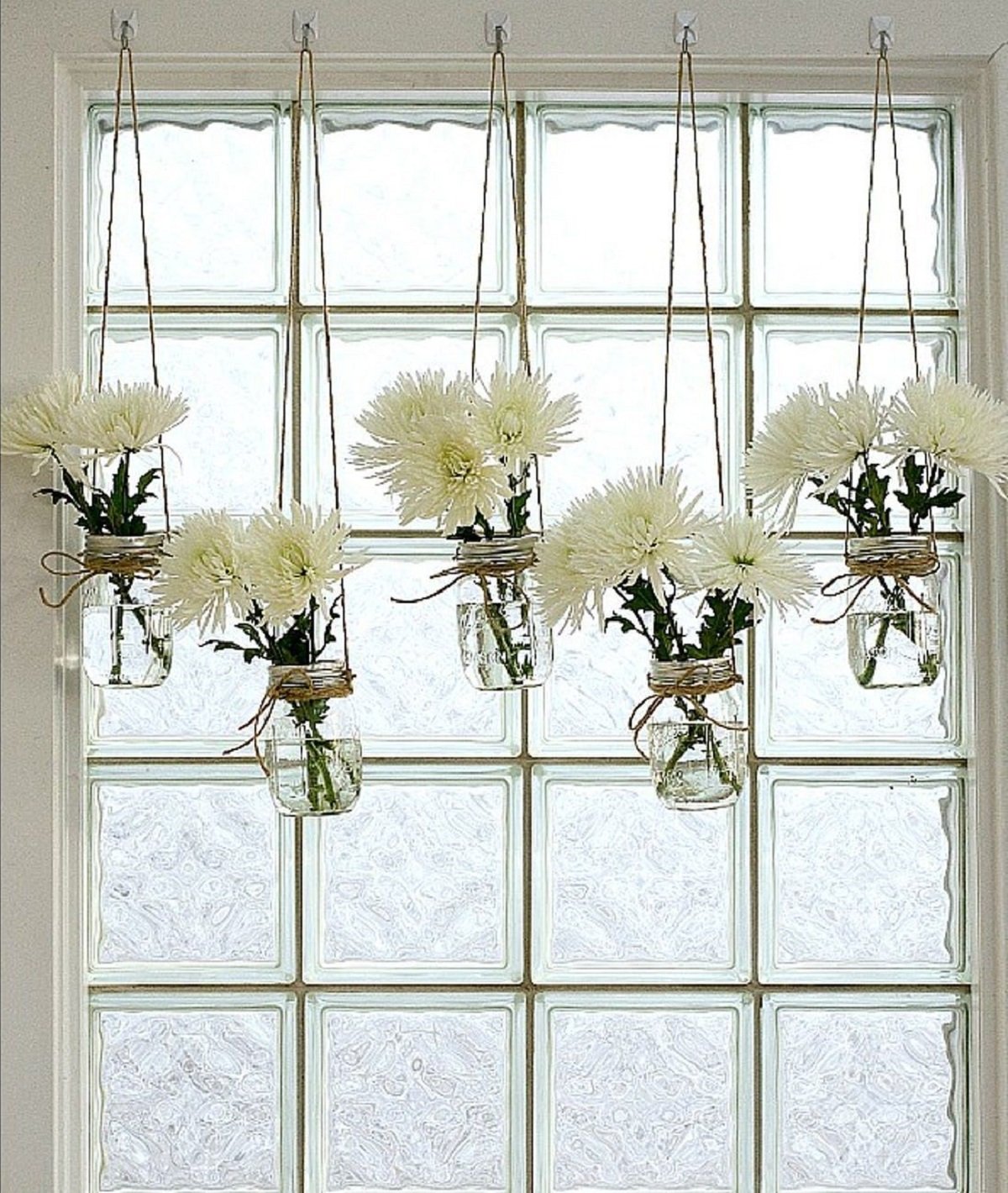 Как задекорировать окно. Декор "окно". Необычный декор окна. Украшение декоративного окна. Необычные шторы на окна.