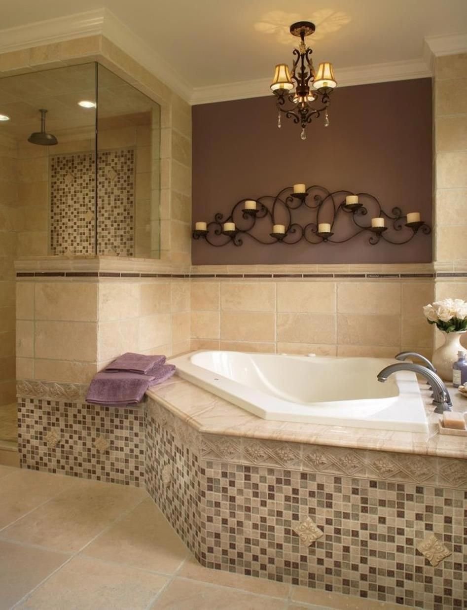 Встроить ванну в плитку. Красивые Ванные комнаты. Угловая ванна в интерьере. Ванная обложенная плиткой. Отделка угловой ванны плиткой.