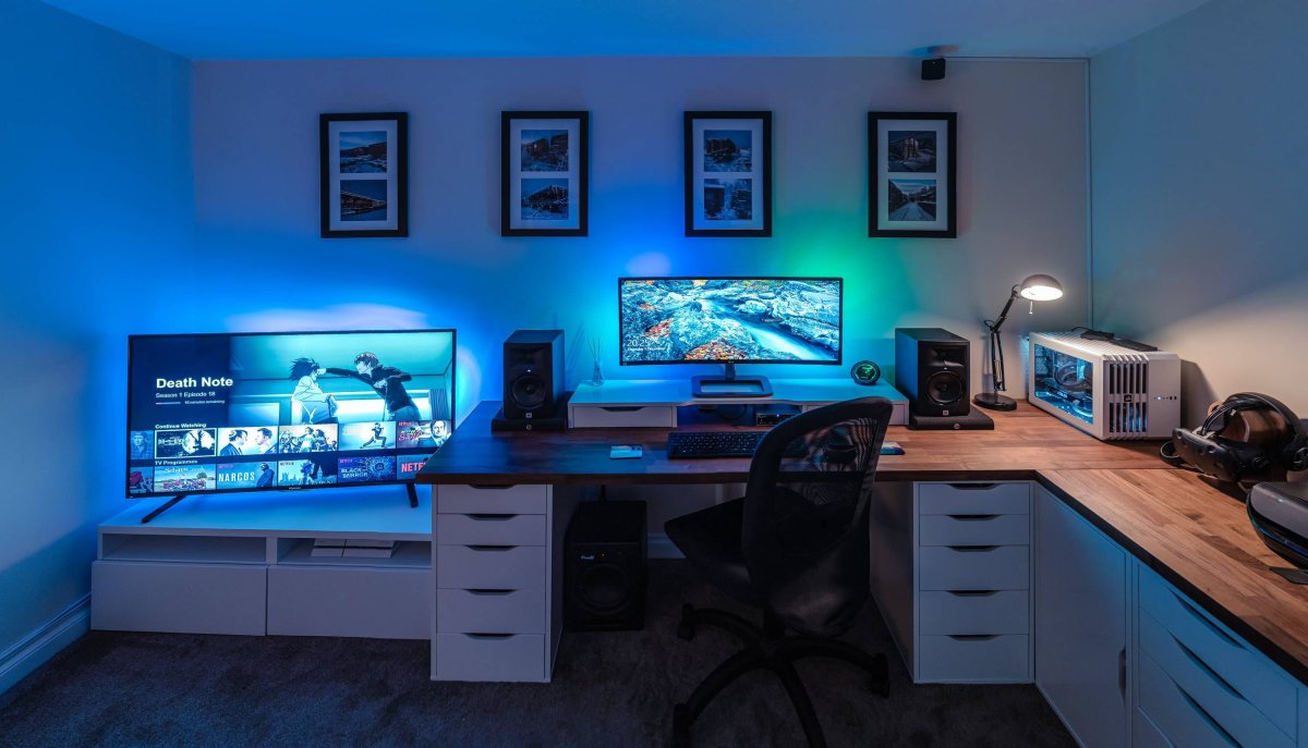 Подсветка компьютерного стола